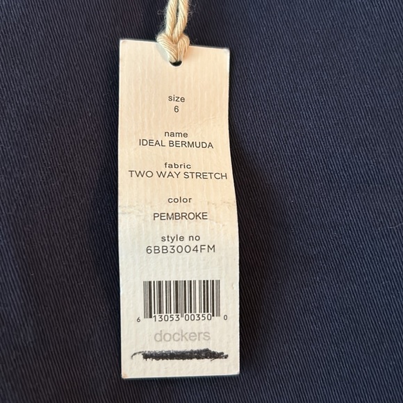 NWT Dockers Womens Ideal Fit Shorts Sz 6 Dark Navy Blue - Picture 2 of 13